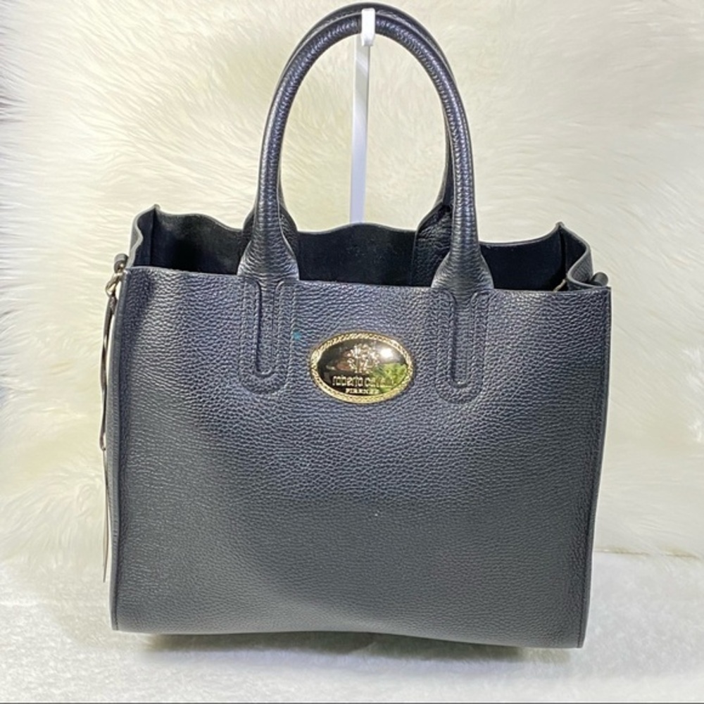 RARE! Hard to find! ROBERTO CAVALLI✖️ITALIAN BLK LEATHER TOTE 👜 Msrp: $1700!